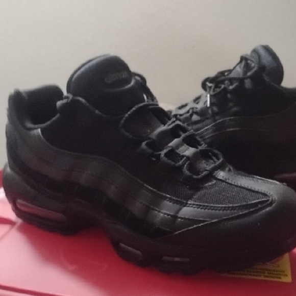 Nike Other - Nike Air Max 95